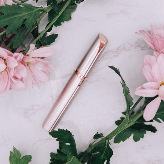 Flawless Brows™ : l'épilateur sourcils précis et sans douleur !