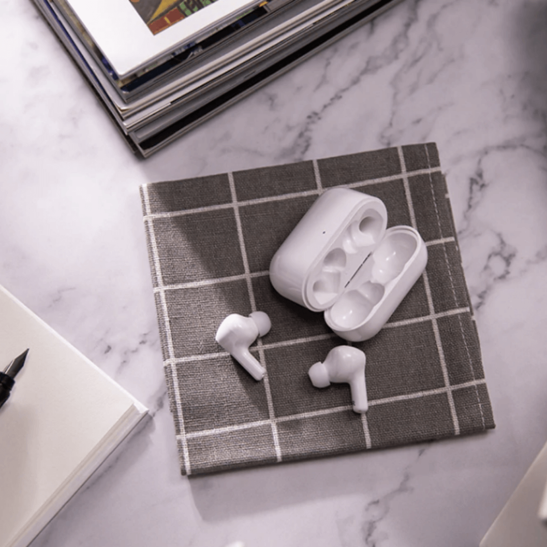 Play Pod Pro™ : les écouteurs sans fil intra-auriculaires !