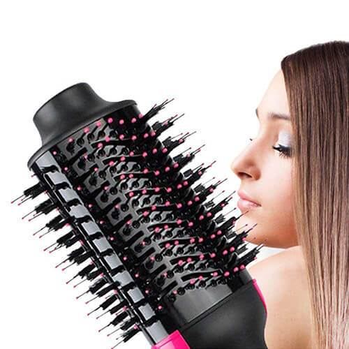 Sèche Brosse : La brosse 2-en-1 qui sèche et coiffe vos cheveux en même temps !
