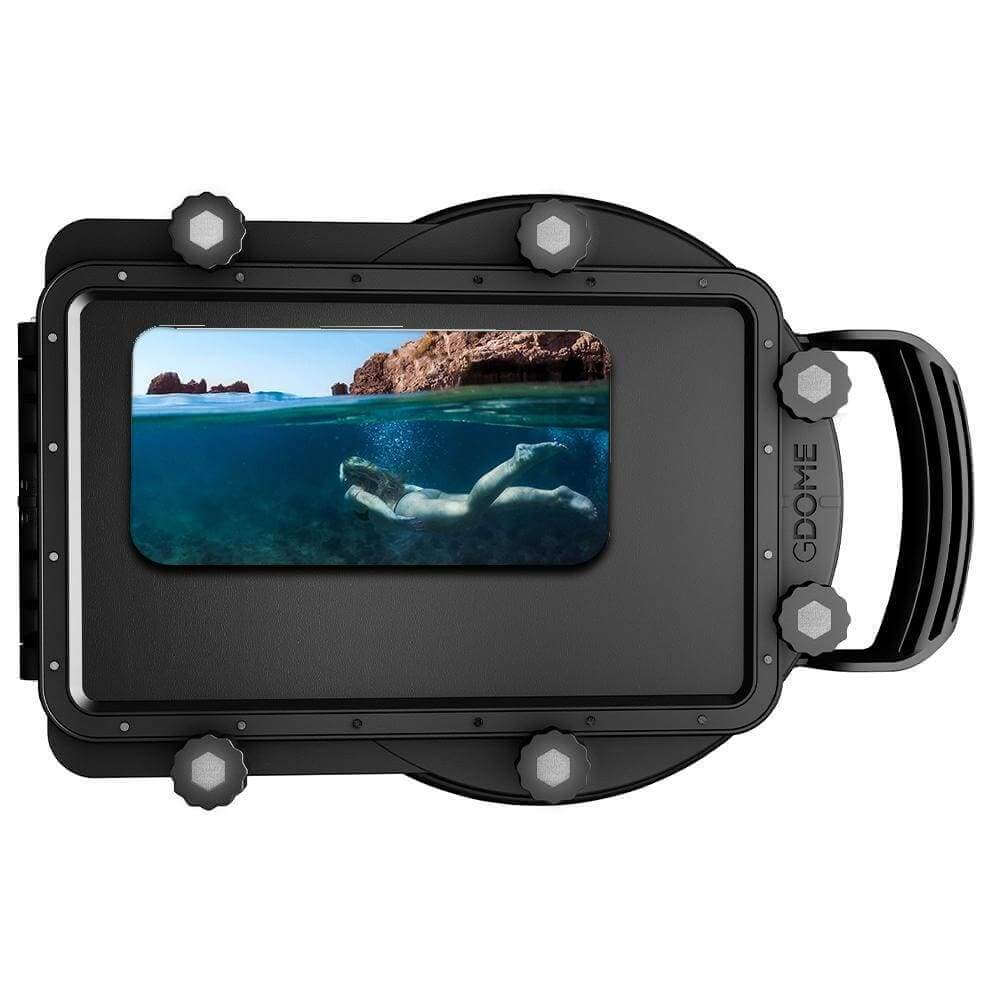 X-Dome Pro : Des photos uniques mi-air mi-eau !